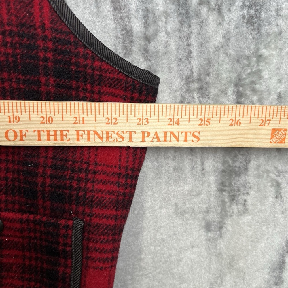 VTG Woolrich Vest Mens L Red Plaid Sherpa Lined Pockets Hunting Buffalo USA made - Picture 5 of 6